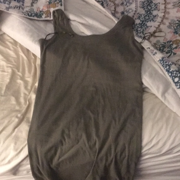 From FashionNova - Picture 1 of 2